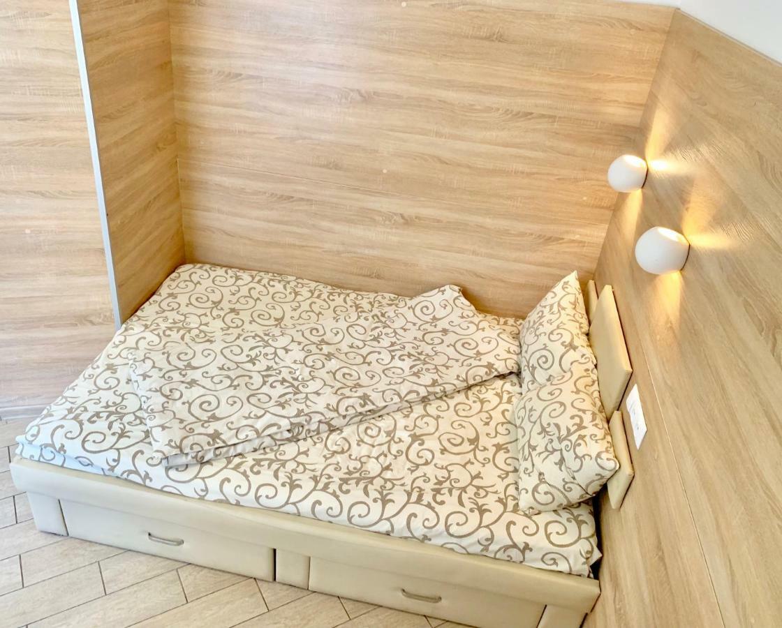 Smart -Апартаменти В Центрі Львова - 2 Хв До Оперного Театру Kültér fotó